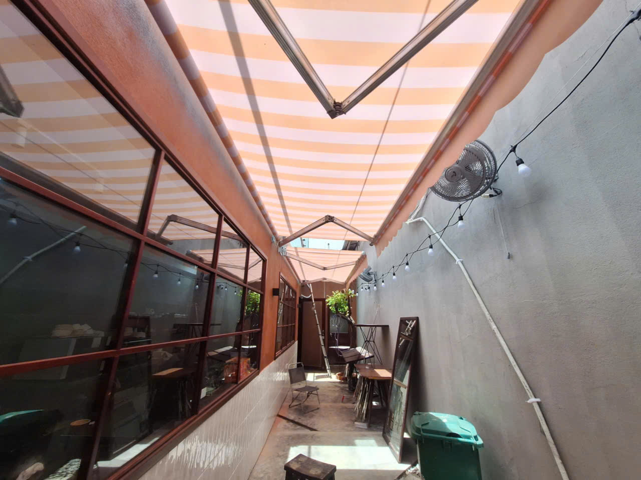 Báo Giá Bạt Che Nắng Mưa Ngoài Trời Chính Hãng 