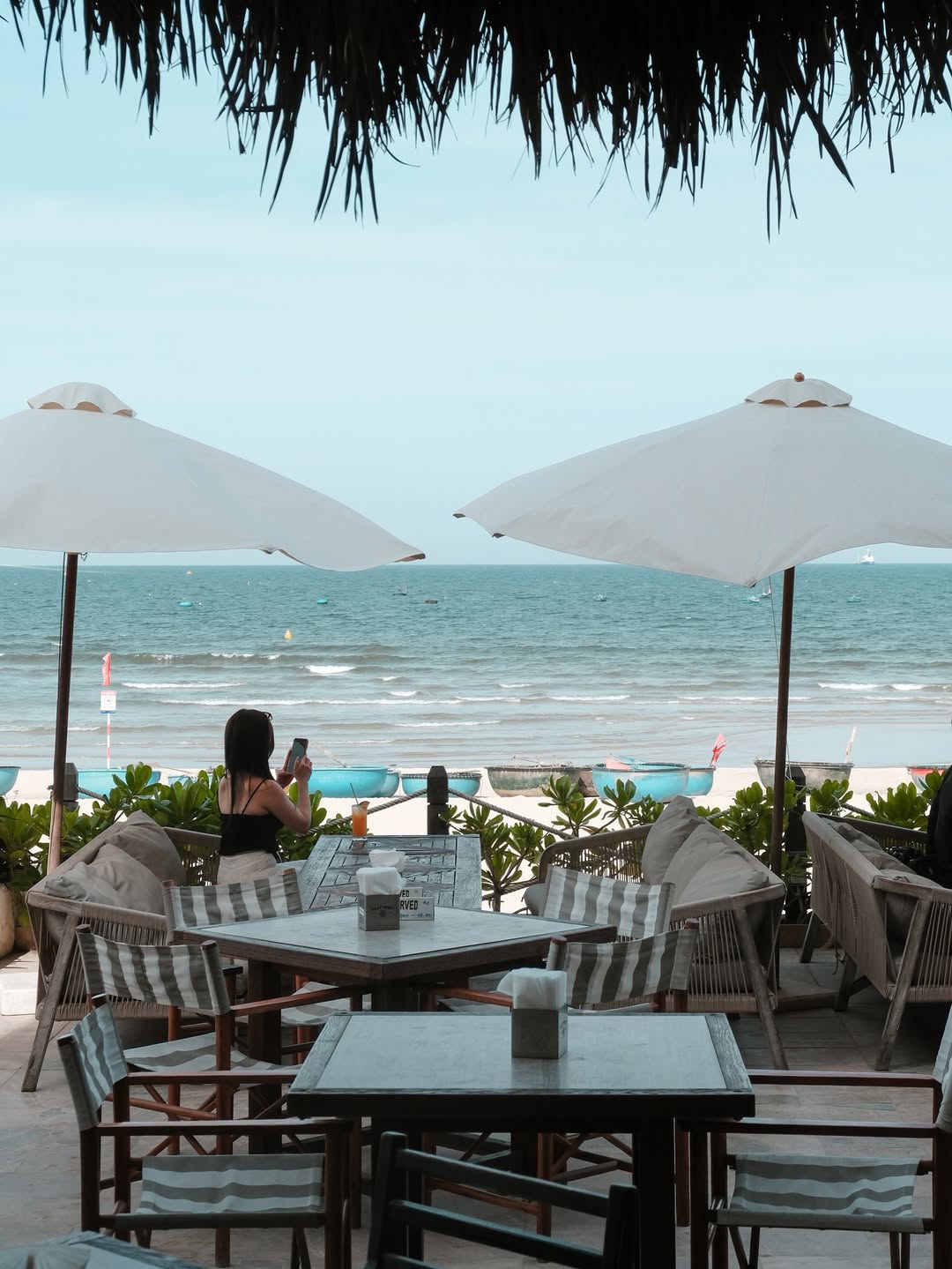 Việc sử dụng dù che nắng mang lại nhiều lợi ích rõ ràng.