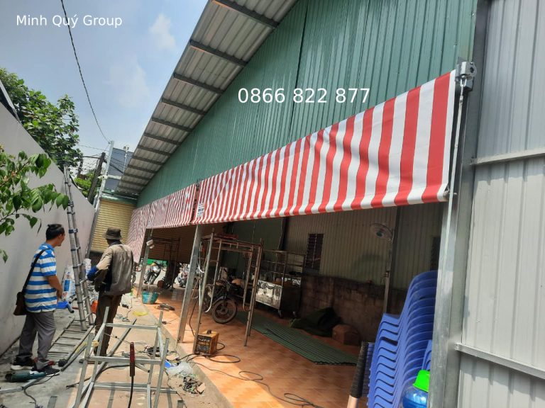 mái thả sọc đỏ trắng